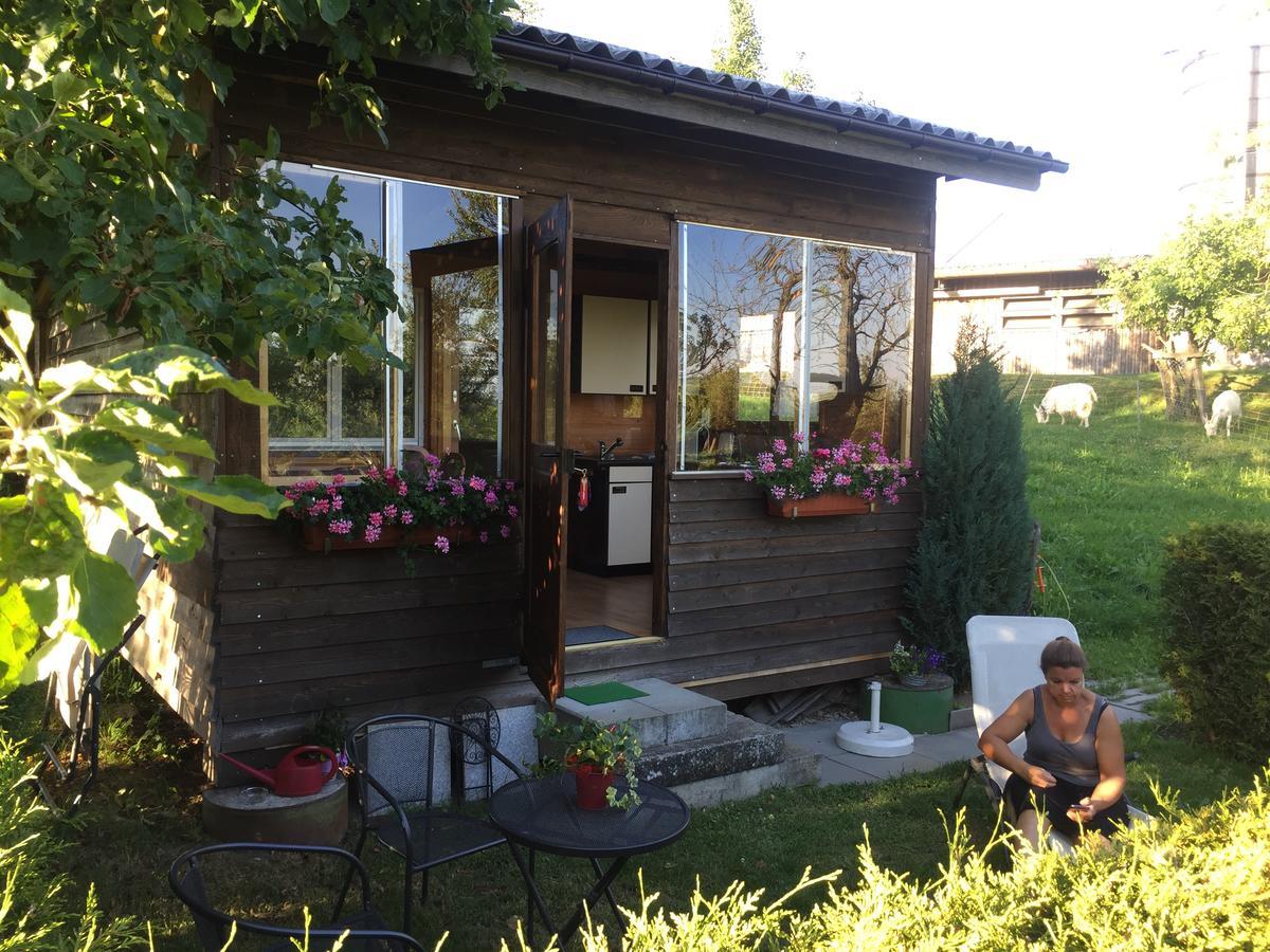S'Husli Bed & Breakfast Embrach Luaran gambar